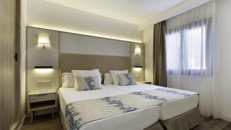 Alua Suites Las Rocas